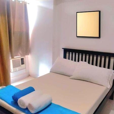 Sm Bicutan Condotel マニラ市 エクステリア 写真