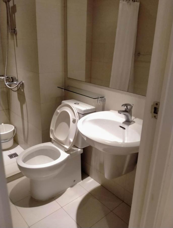 Sm Bicutan Condotel マニラ市 エクステリア 写真